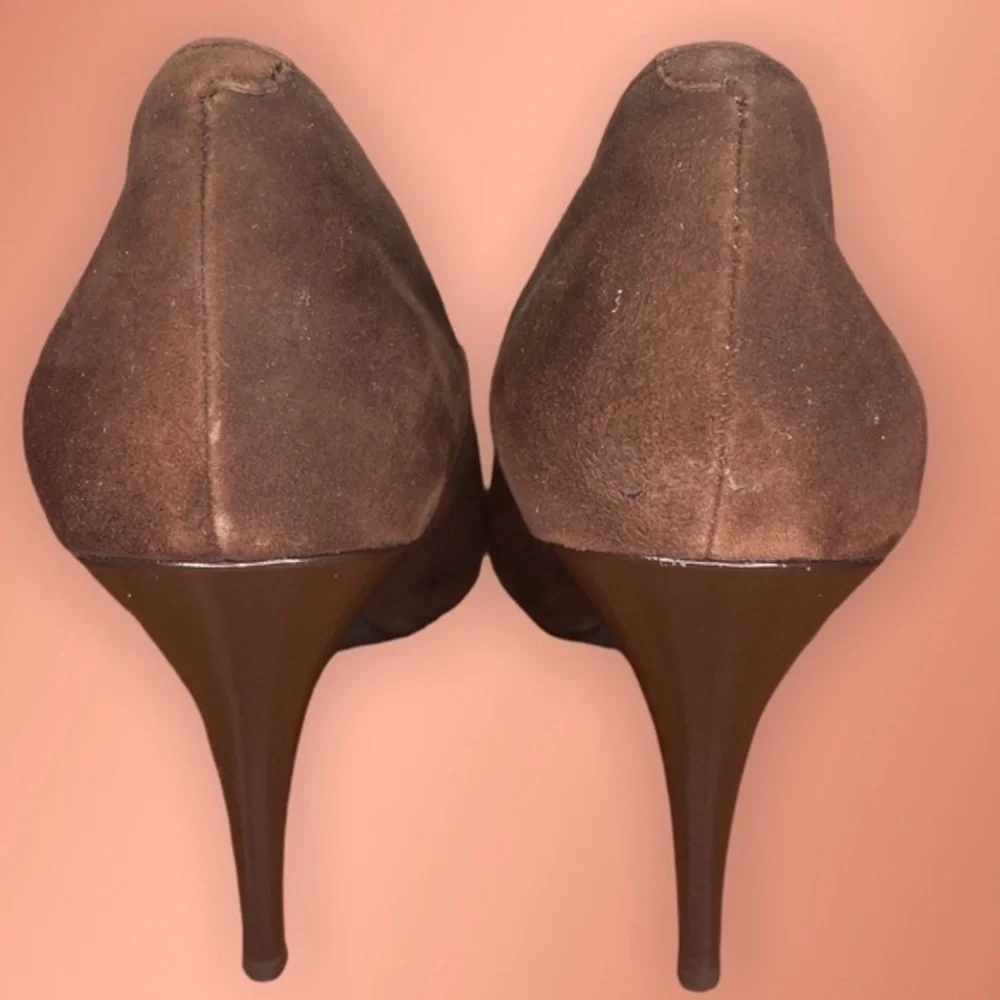 BCBG Paris Brown Suede Peep Toe Pumps Heels Shoes‎ Size 8